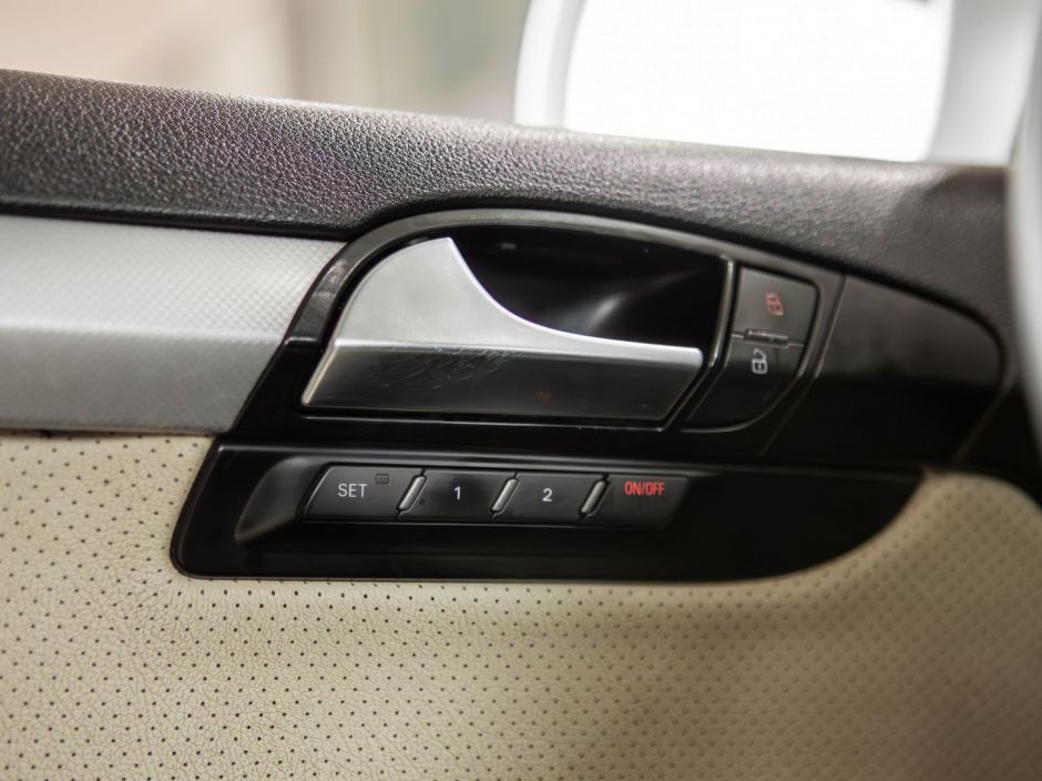 Audi Q7 0.0 АКПП, 2010, 163 250 км фото 11