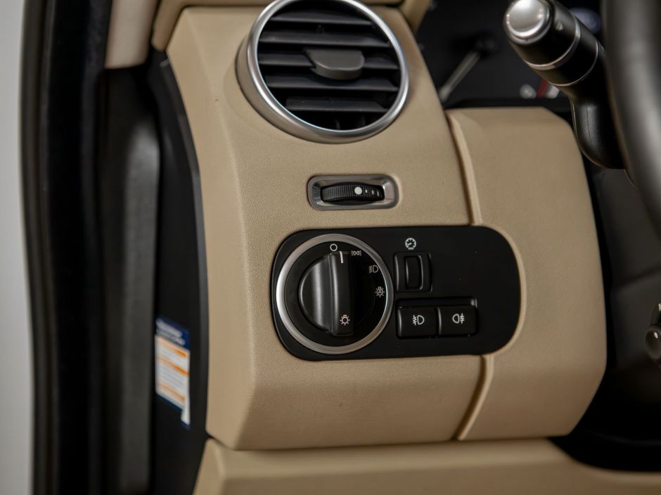 Land Rover Discovery 0.0 АКПП, 2011, 158 206 км фото 12