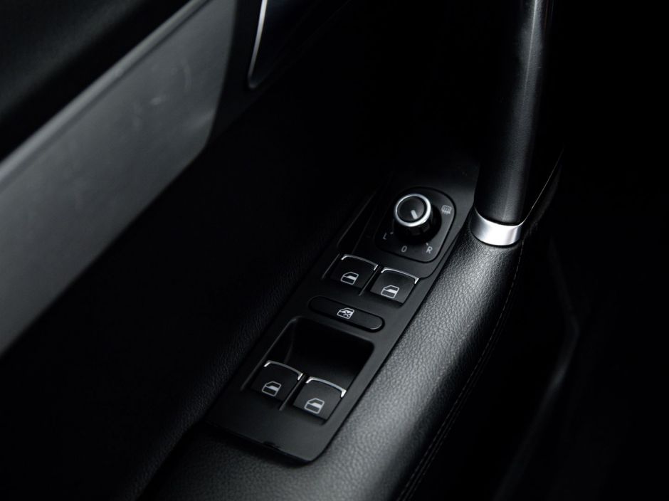 Volkswagen Passat 0.0 РКПП, 2011, 154 278 км фото 9