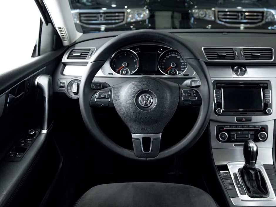 Volkswagen Passat 0.0 РКПП, 2011, 154 278 км фото 13