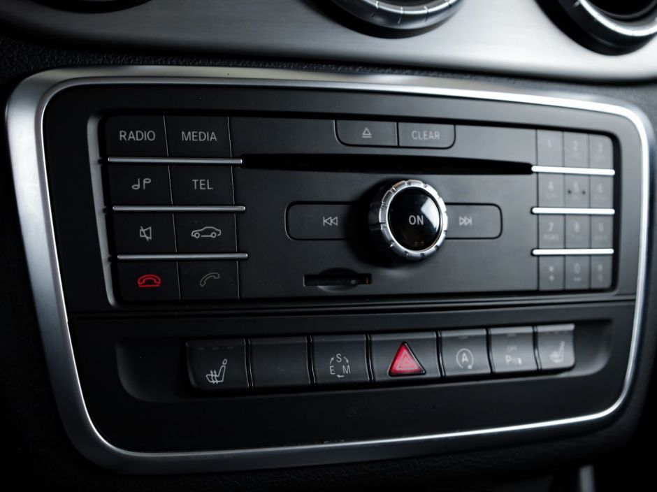 Mercedes-Benz CLA-класс 0.0 РКПП, 2015, 125 318 км фото 14