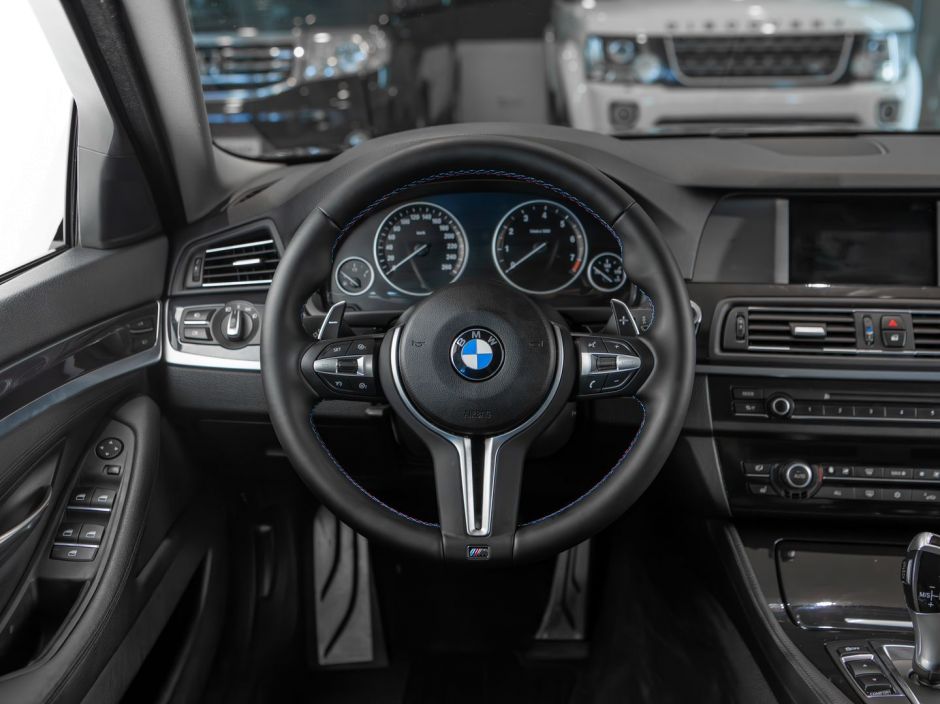 BMW 5 серии 0.0 АКПП, 2012, 120 738 км фото 11