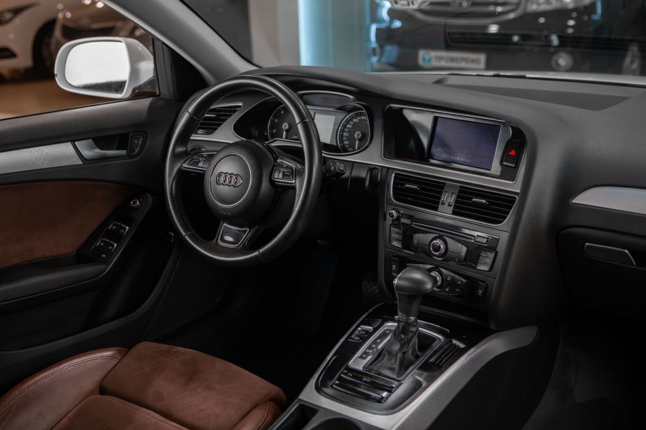 Audi A4 0.0 CVT, 2013, 130 252 км фото 10