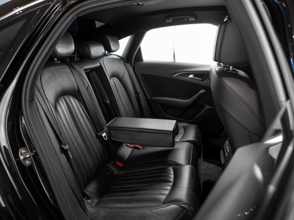 Audi A6 0.0 РКПП, 2016, 165 260 км фото 19