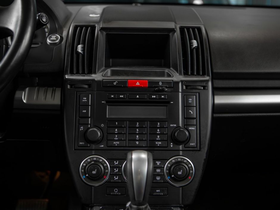 Land Rover Freelander 0.0 АКПП, 2010, 165 362 км фото 10