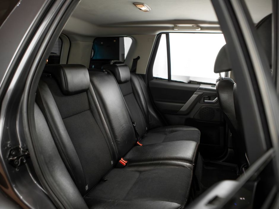 Land Rover Freelander 0.0 АКПП, 2010, 165 362 км фото 17