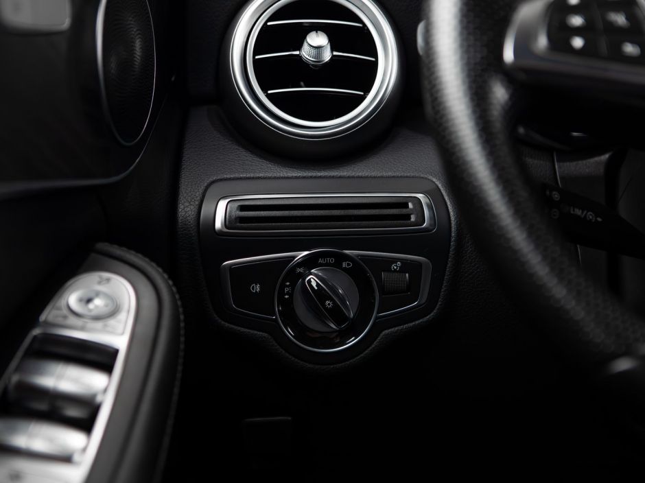 Mercedes-Benz C-класс 0.0 АКПП, 2015, 129 352 км фото 6