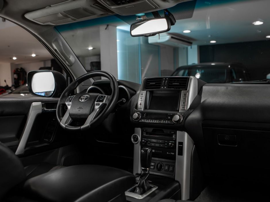 Toyota Land Cruiser Prado 0.0 АКПП, 2011, 167 249 км фото 4