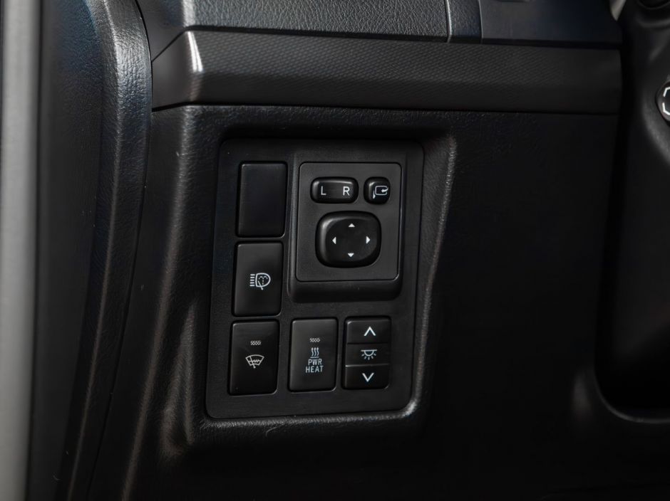 Toyota Land Cruiser Prado 0.0 АКПП, 2011, 167 249 км фото 7