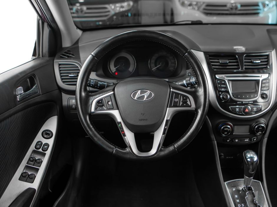 Hyundai Solaris 0.0 АКПП, 2011, 98 240 км фото 5