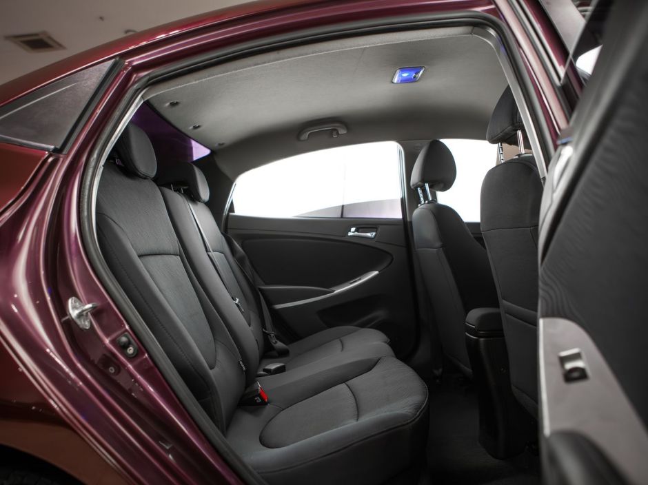 Hyundai Solaris 0.0 АКПП, 2011, 98 240 км фото 12