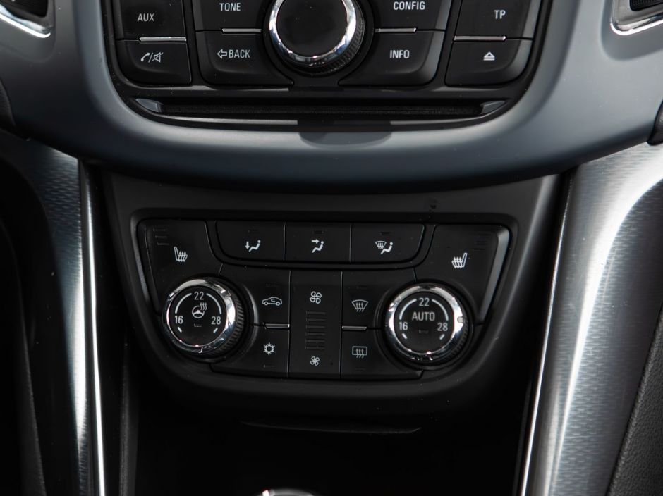 Opel Zafira 0.0 АКПП, 2013, 137 343 км фото 9