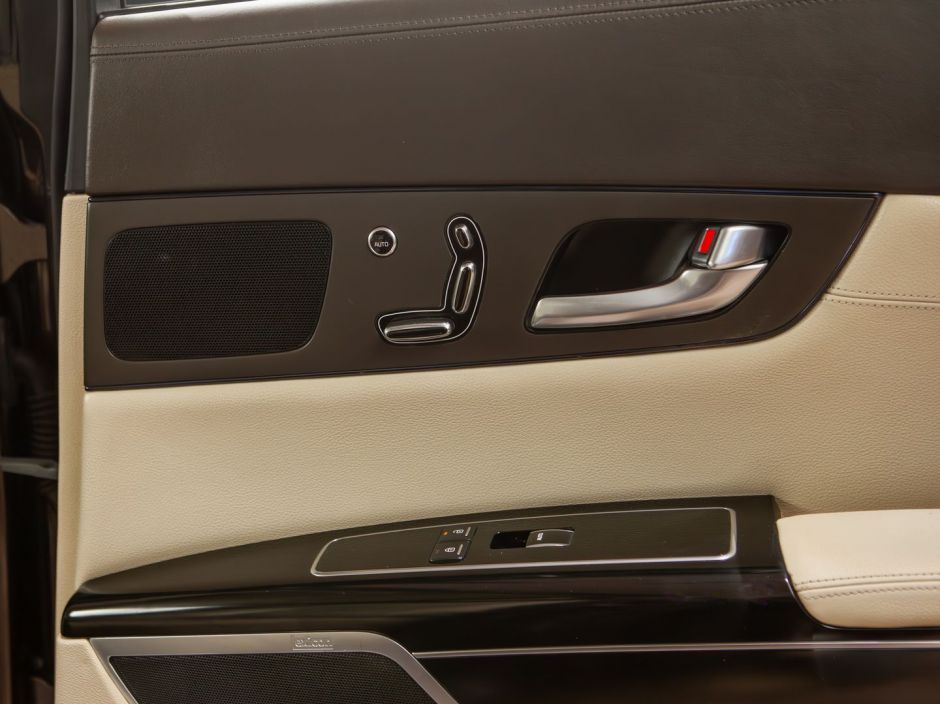 Kia Quoris 0.0 АКПП, 2013, 138 238 км фото 13