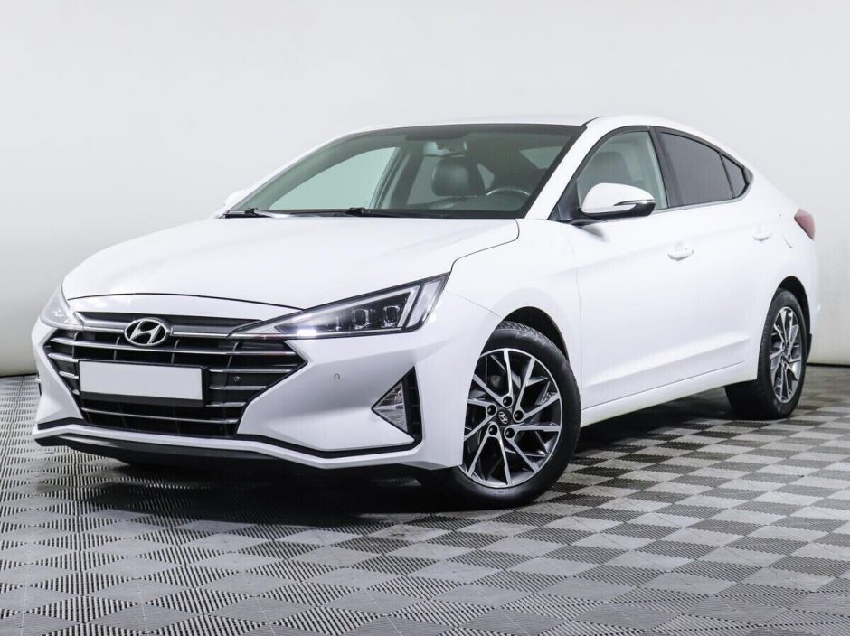 Hyundai Elantra 2.0 АКПП, 2019, 52 000 км фото 1