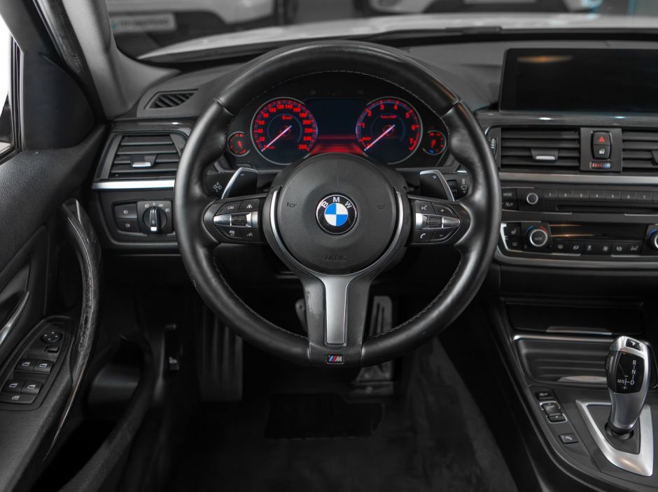 BMW 3 серии 0.0 АКПП, 2013, 142 354 км фото 7