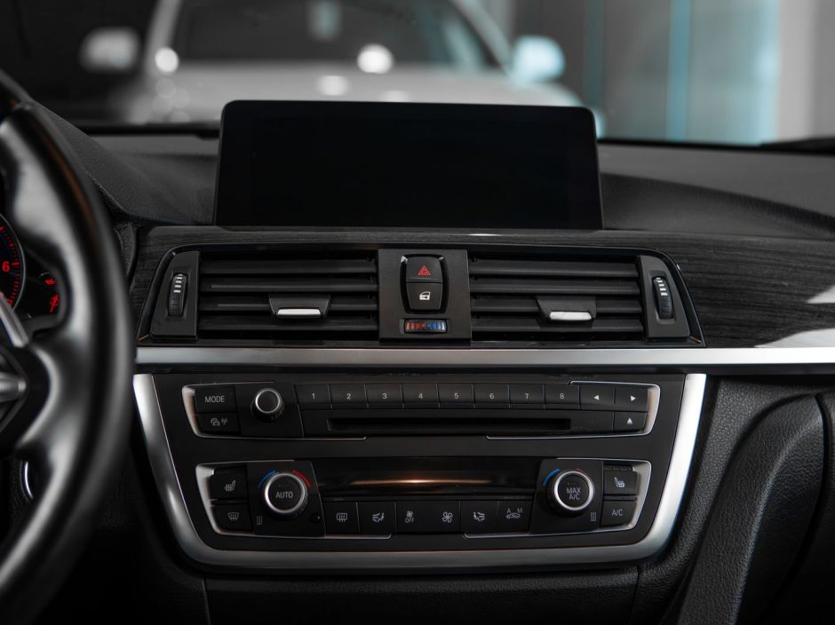 BMW 3 серии 0.0 АКПП, 2013, 142 354 км фото 11