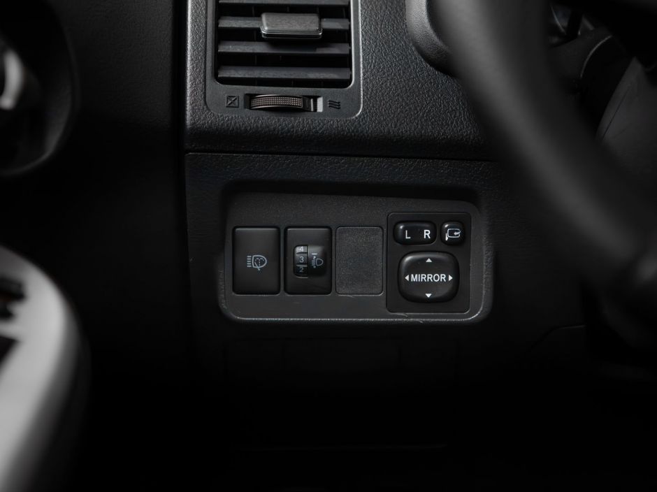 Toyota Corolla 0.0 АКПП, 2010, 154 244 км фото 14