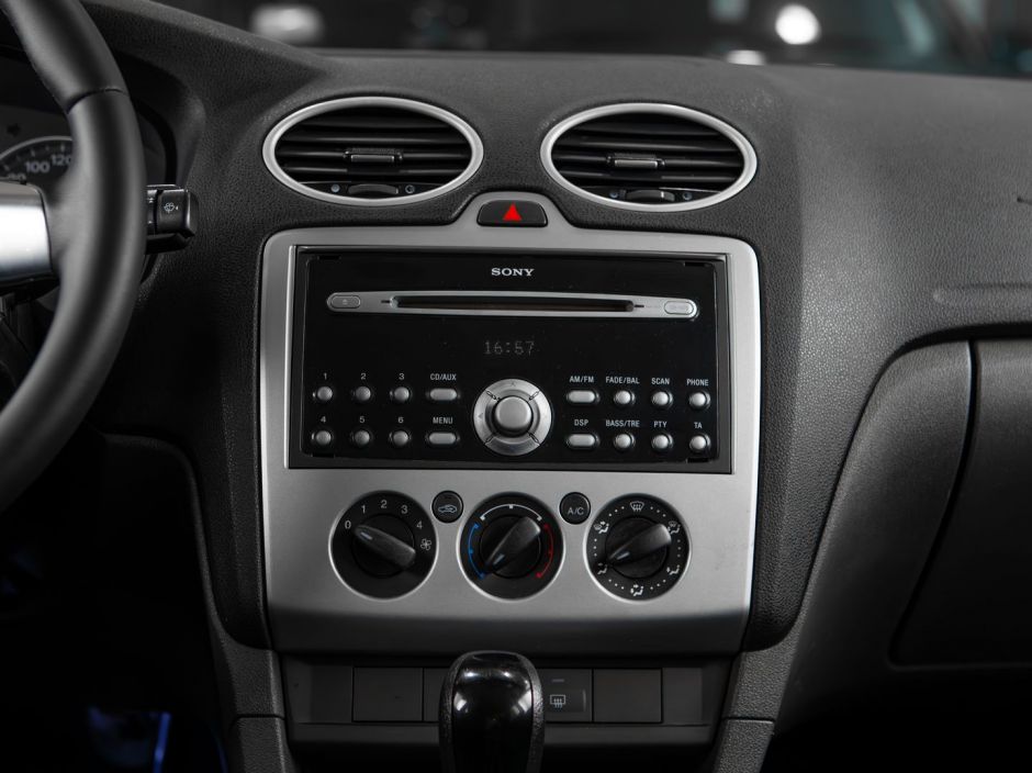 Ford Focus 0.0 АКПП, 2006, 167 296 км фото 8