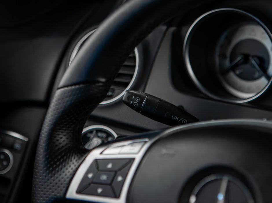 Mercedes-Benz C-класс 0.0 АКПП, 2011, 125 345 км фото 8