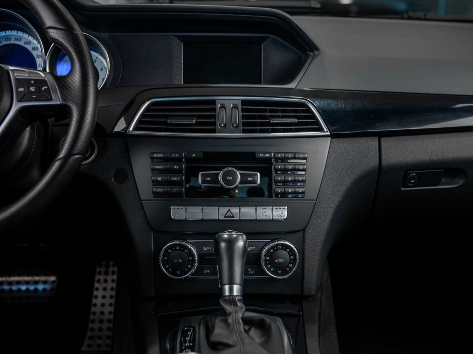 Mercedes-Benz C-класс 0.0 АКПП, 2011, 125 345 км фото 10