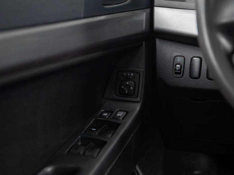 Mitsubishi Lancer 0.0 МКПП, 2008, 140 336 км фото 6