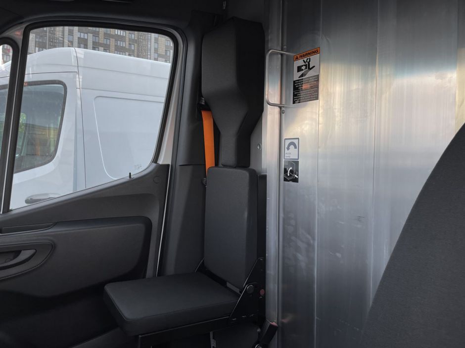 Mercedes-Benz Sprinter 0.0 АКПП, 2023, 100 км фото 16