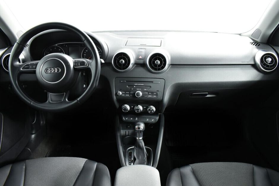Audi A1 1.4 РКПП, 2014, 108 000 км фото 6