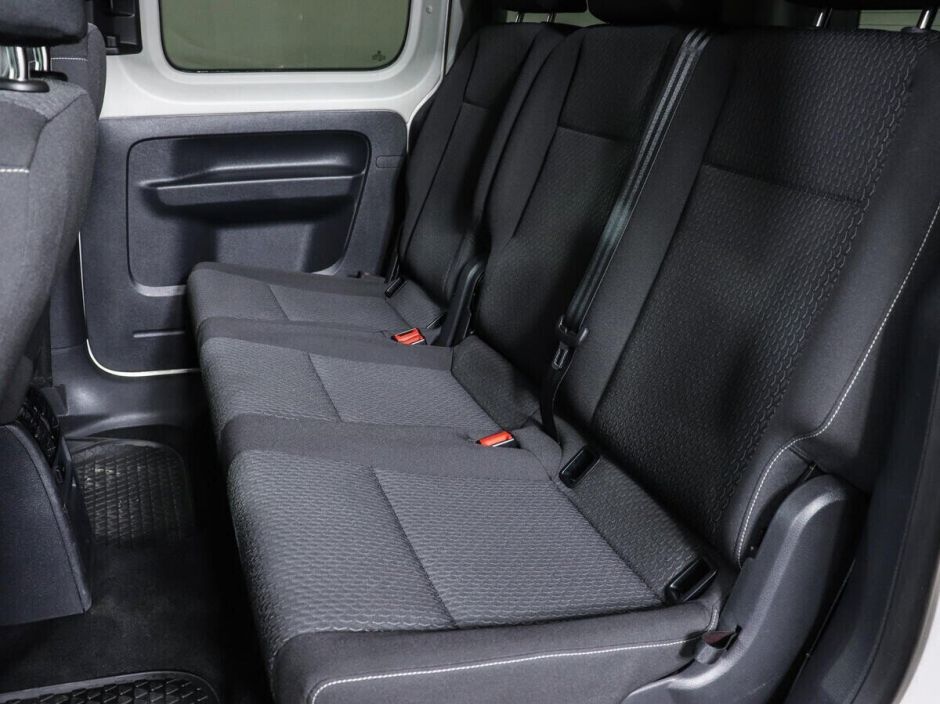 Volkswagen Caddy 1.6 МКПП, 2015, 100 000 км фото 9