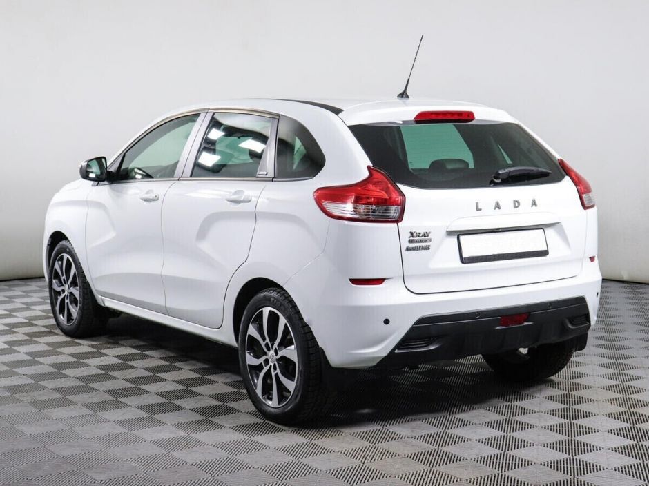 LADA (ВАЗ) XRAY 1.8 МКПП, 2018, 69 000 км фото 4