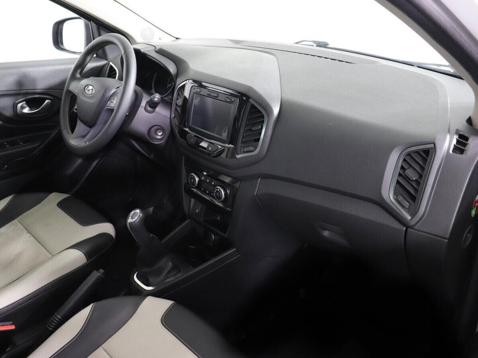 LADA (ВАЗ) XRAY 1.8 МКПП, 2018, 69 000 км фото 9