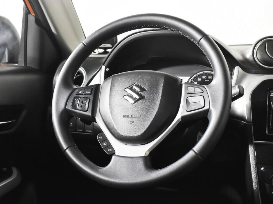 Suzuki Vitara 1.6 АКПП, 2019, 51 000 км фото 9