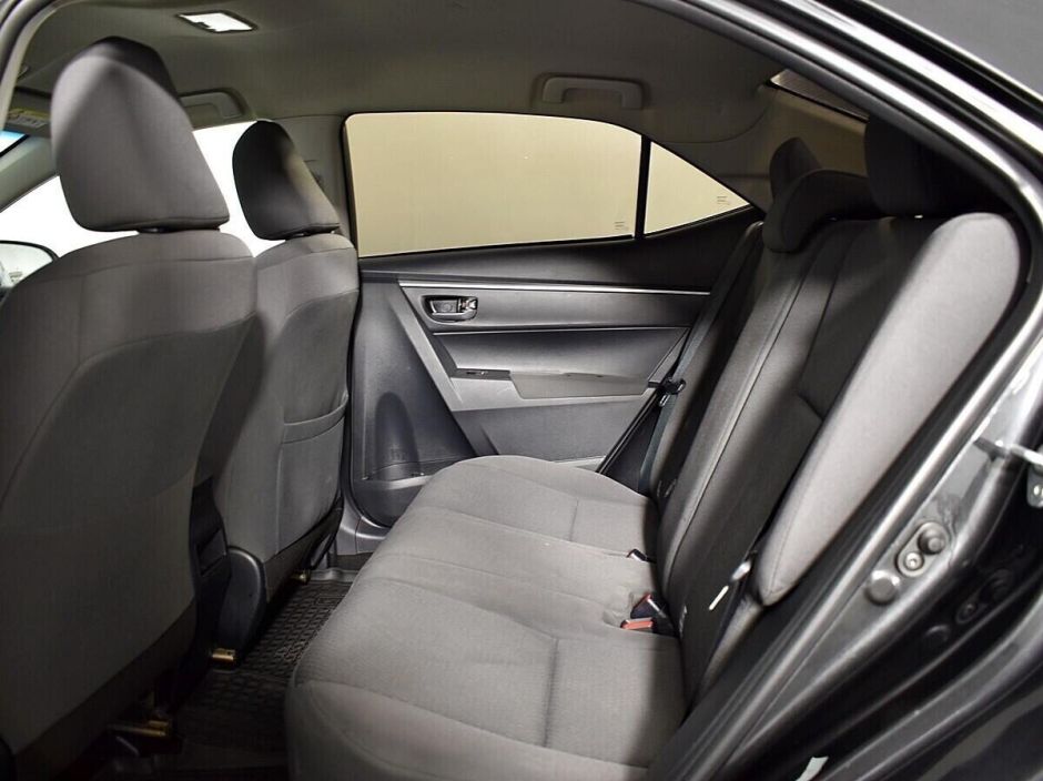 Toyota Corolla 1.6 CVT, 2017, 83 000 км фото 9