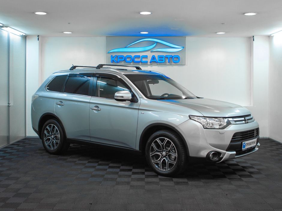 Mitsubishi Outlander 3.0 АКПП, 2014, 110 316 км фото 3