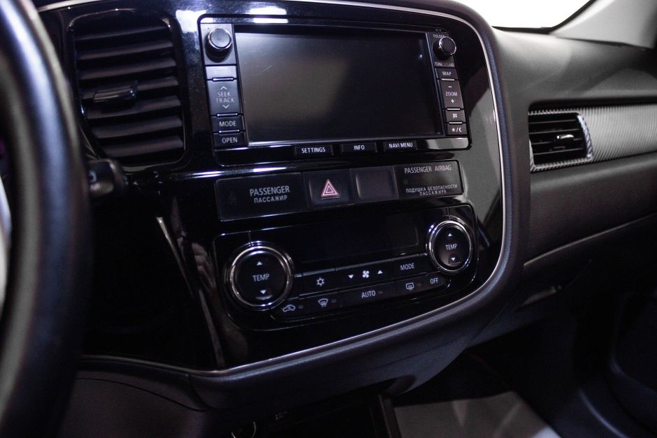 Mitsubishi Outlander 3.0 АКПП, 2014, 110 316 км фото 14