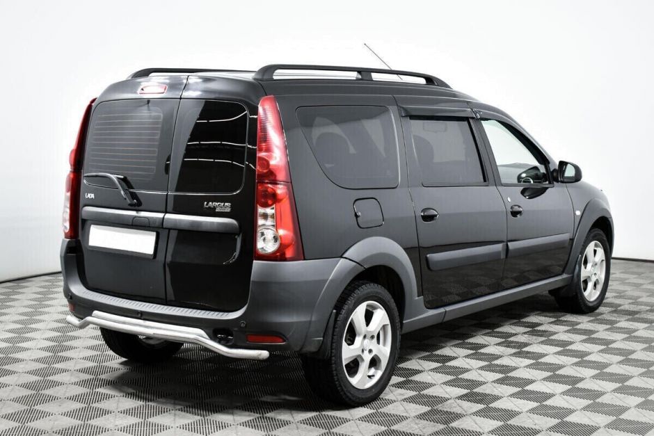 LADA (ВАЗ) Largus 1.6 МКПП, 2017, 84 000 км фото 2