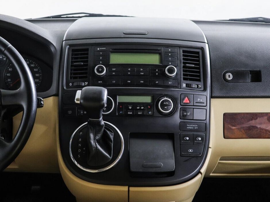 Volkswagen Multivan 2.5 АКПП, 2009, 181 000 км фото 7