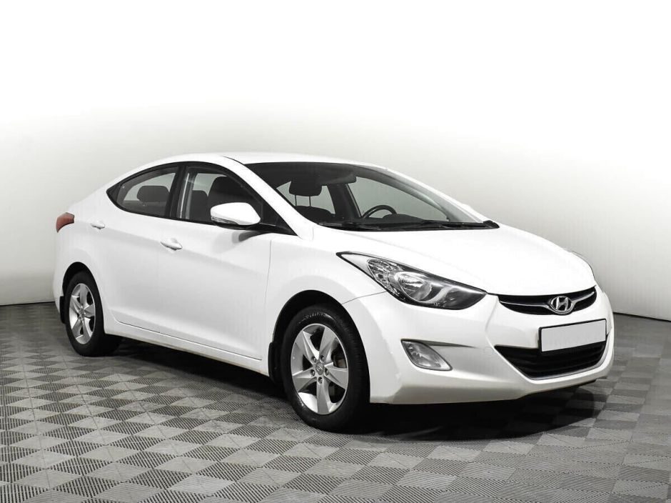 Hyundai Elantra 1.6 АКПП, 2012, 131 000 км фото 3