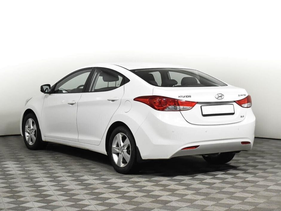 Hyundai Elantra 1.6 АКПП, 2012, 131 000 км фото 4