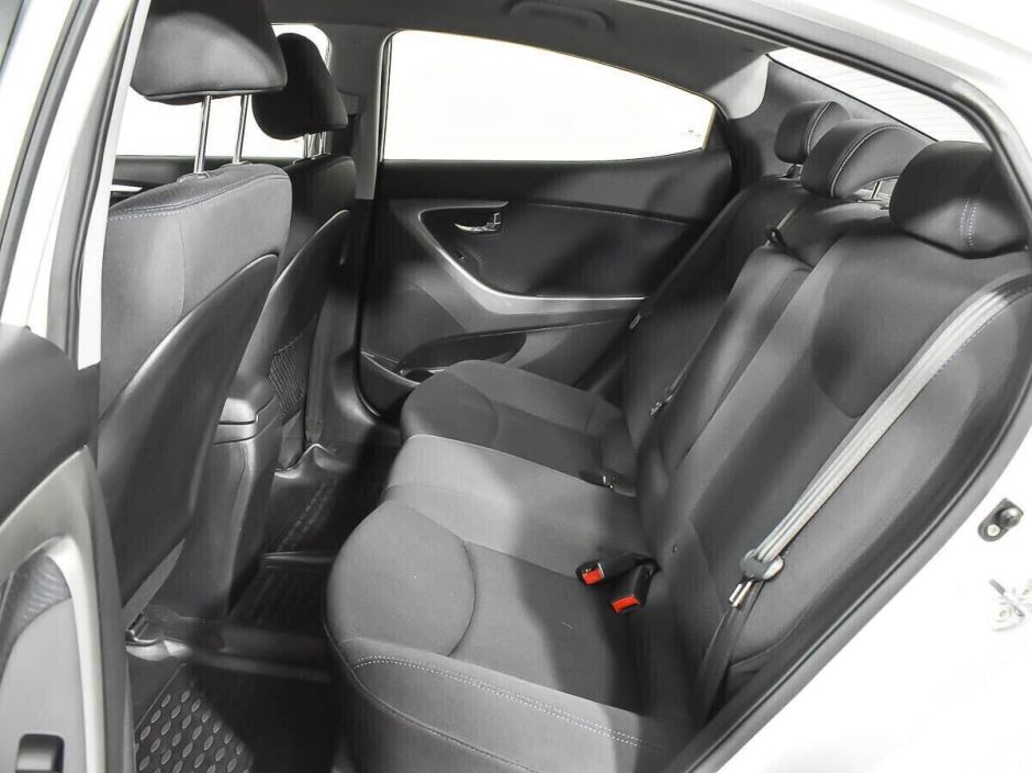 Hyundai Elantra 1.6 АКПП, 2012, 131 000 км фото 8