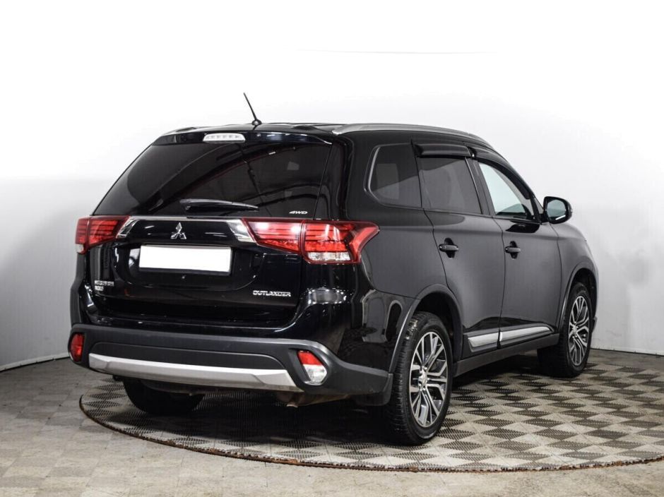 Mitsubishi Outlander 2.0 CVT, 2016, 90 000 км фото 2