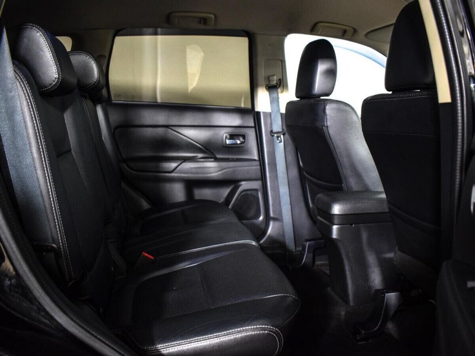 Mitsubishi Outlander 2.0 CVT, 2016, 90 000 км фото 7