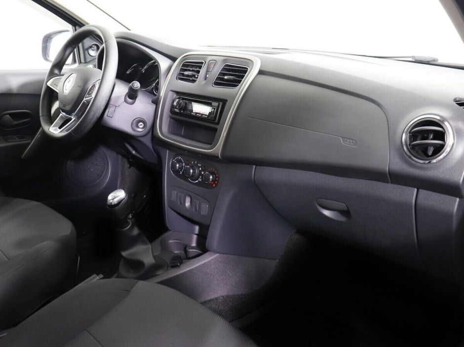 Renault Logan 1.6 МКПП, 2021, 37 000 км фото 8