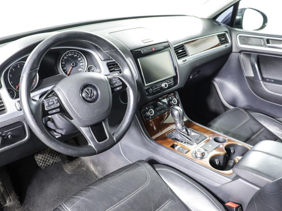 Volkswagen Touareg 3.6 АКПП, 2010, 166 000 км фото 5