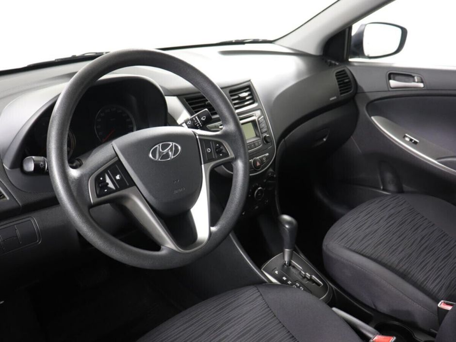 Hyundai Solaris 1.6 АКПП, 2015, 100 000 км фото 5