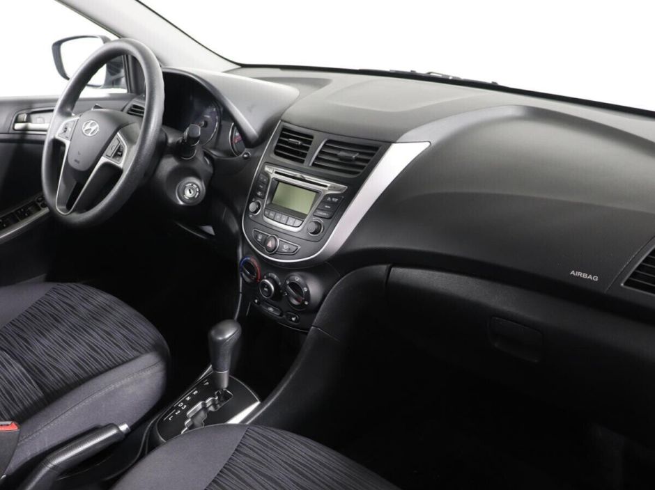 Hyundai Solaris 1.6 АКПП, 2015, 100 000 км фото 7