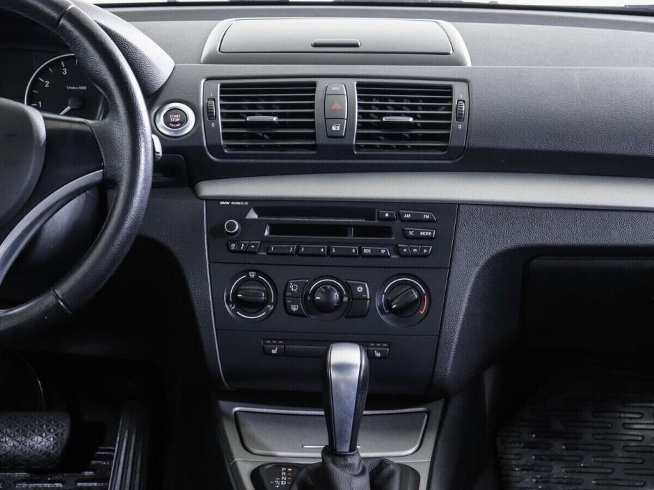 BMW 1 серии 1.6 АКПП, 2011, 158 000 км фото 8