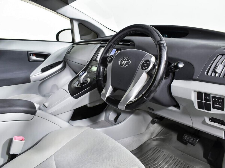 Toyota Prius 1.8 АКПП, 2010, 163 000 км фото 5