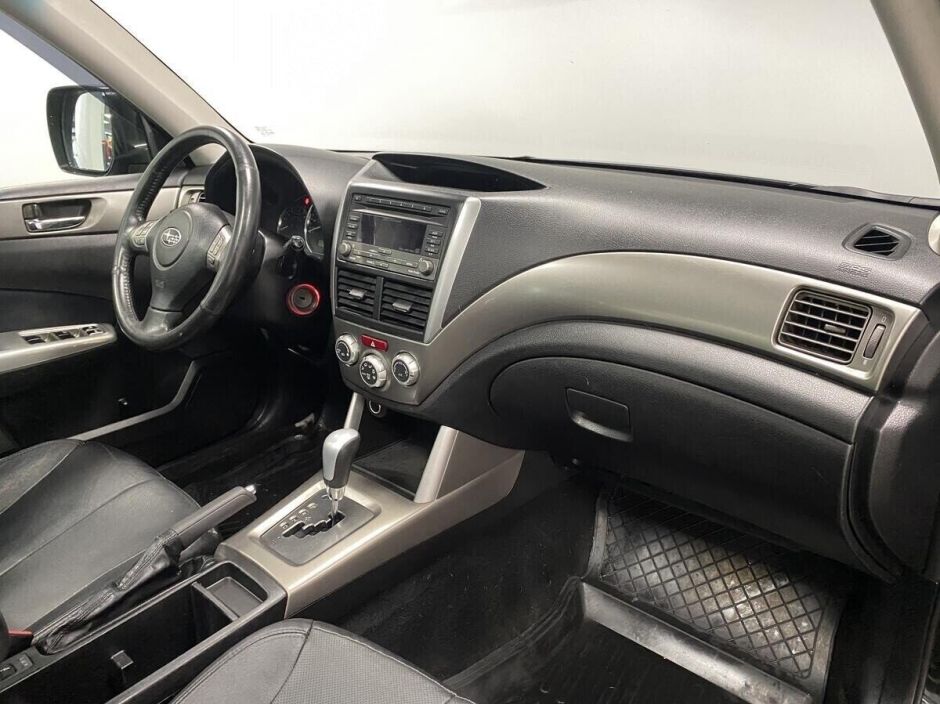 Subaru Forester 2.0 АКПП, 2011, 144 000 км фото 9