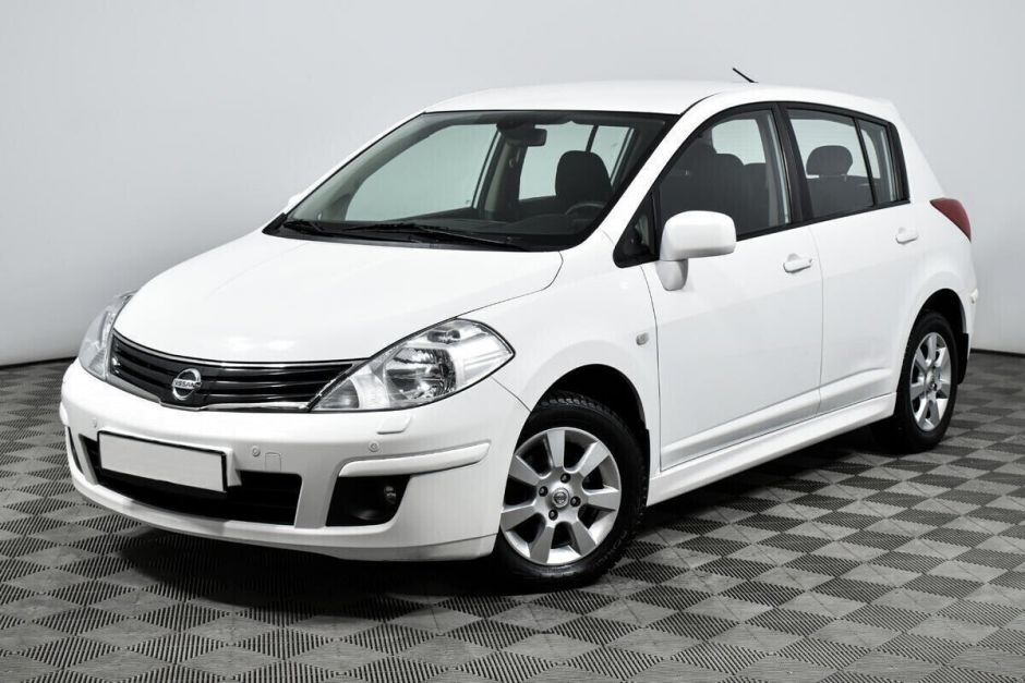 Nissan Tiida 1.6 АКПП, 2013, 121 000 км фото 1