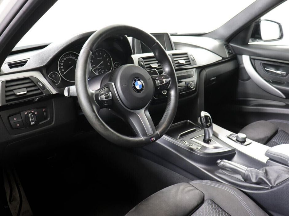 BMW 3 серии 2.0 АКПП, 2018, 63 000 км фото 5